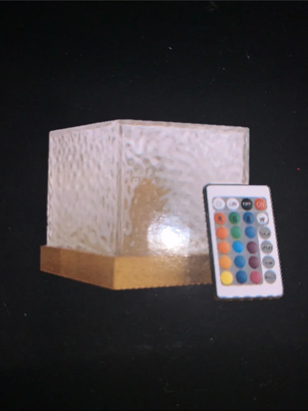 Ocean light lamp with Remote Projects movement on walls New in box